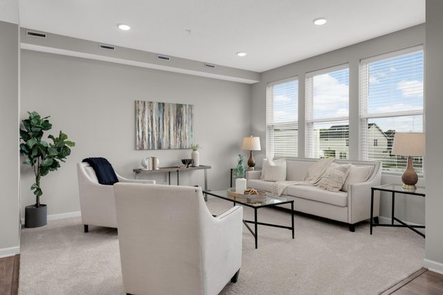 11321 Brookview Road, Woodbury, MN 55129