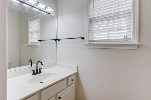 5135 Amberden Hall Drive, Suwanee, GA 30024