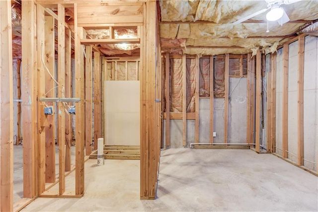 5135 Amberden Hall Drive, Suwanee, GA 30024