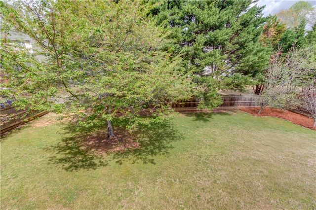 5135 Amberden Hall Drive, Suwanee, GA 30024