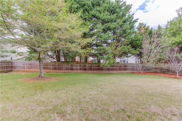 5135 Amberden Hall Drive, Suwanee, GA 30024