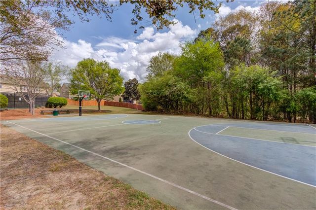 5135 Amberden Hall Drive, Suwanee, GA 30024