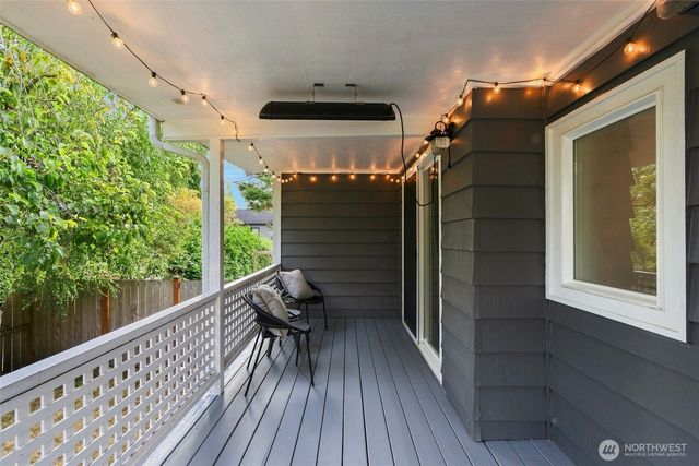 8121 11th Avenue SW, Seattle, WA 98106