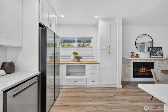 8121 11th Avenue SW, Seattle, WA 98106