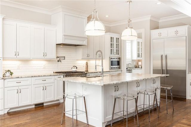 2893 Lookout NE Place, Atlanta, GA 30305