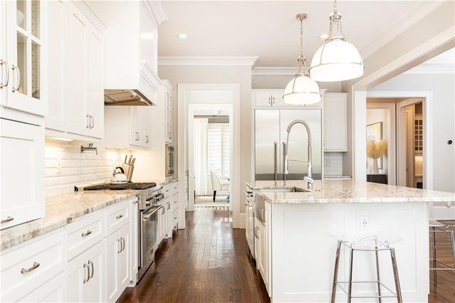 2893 Lookout NE Place, Atlanta, GA 30305