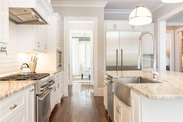 2893 Lookout NE Place, Atlanta, GA 30305