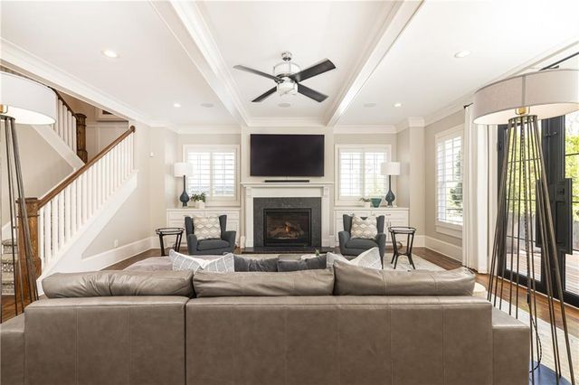 2893 Lookout NE Place, Atlanta, GA 30305