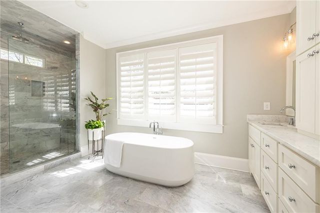 2893 Lookout NE Place, Atlanta, GA 30305