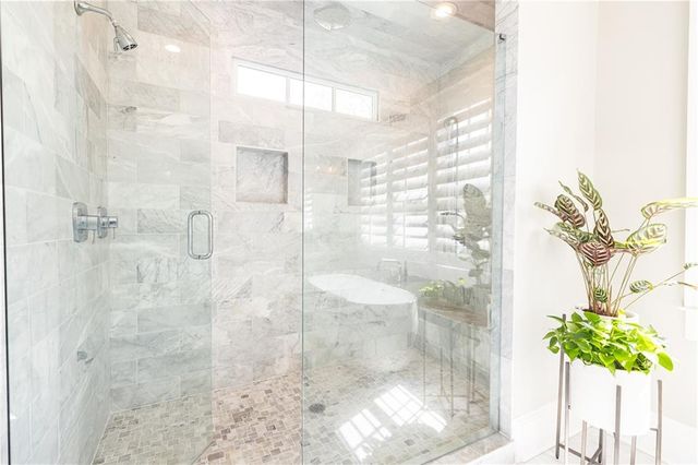 2893 Lookout NE Place, Atlanta, GA 30305