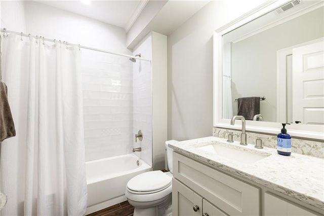 2893 Lookout NE Place, Atlanta, GA 30305