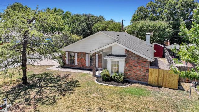 6724 Cherrytree Drive, Arlington, TX 76001
