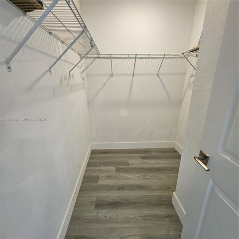 1720 SE 9th Ave 0, Homestead, FL 33034