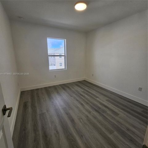 1720 SE 9th Ave 0, Homestead, FL 33034