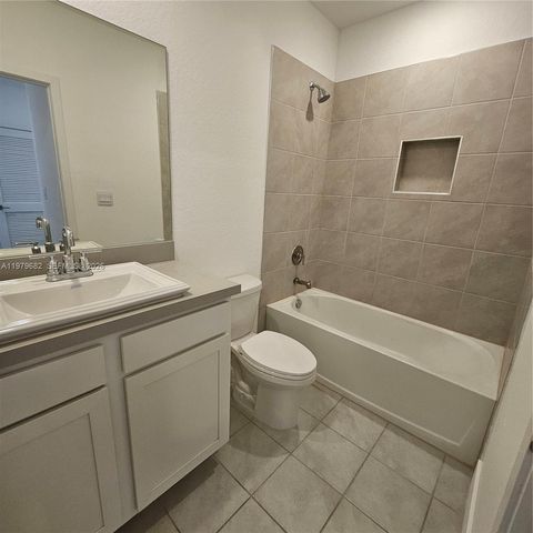 1720 SE 9th Ave 0, Homestead, FL 33034