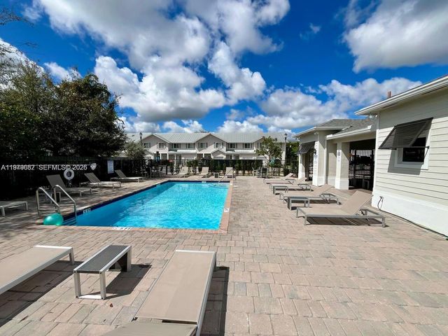 1720 SE 9th Ave 0, Homestead, FL 33034