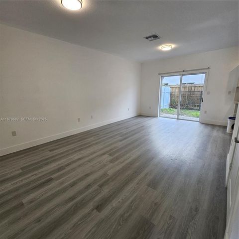 1720 SE 9th Ave 0, Homestead, FL 33034