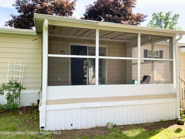 18 Cook Lane, New Paltz, NY 12561