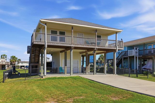 16522 John Silver Road, Galveston, TX 77554