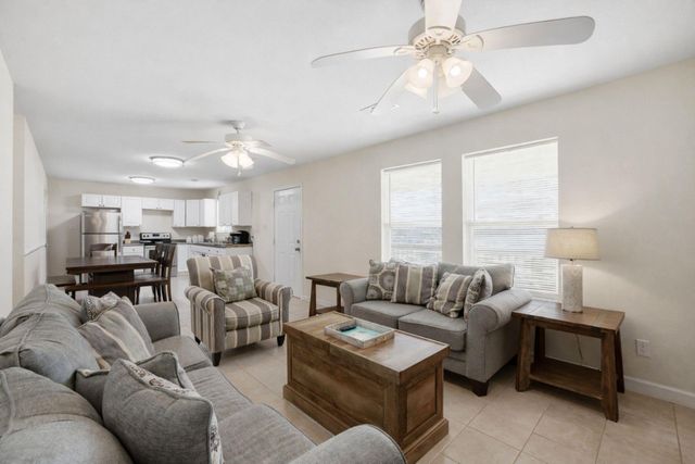 16522 John Silver Road, Galveston, TX 77554