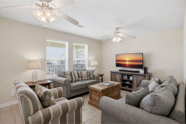 16522 John Silver Road, Galveston, TX 77554