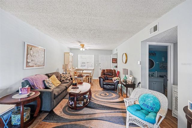 940 VIRGINIA STREET 105, Dunedin, FL 34698