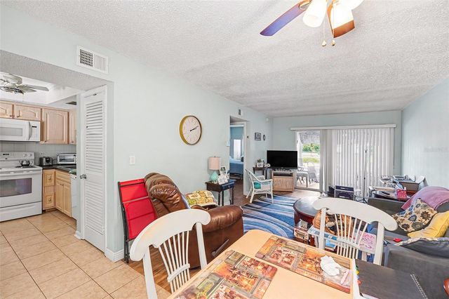 940 VIRGINIA STREET 105, Dunedin, FL 34698