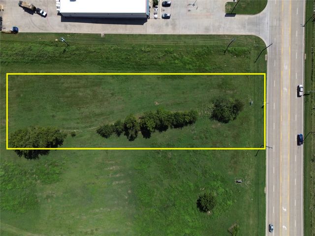 1677 S 3RD Street, Mabank, TX 75147