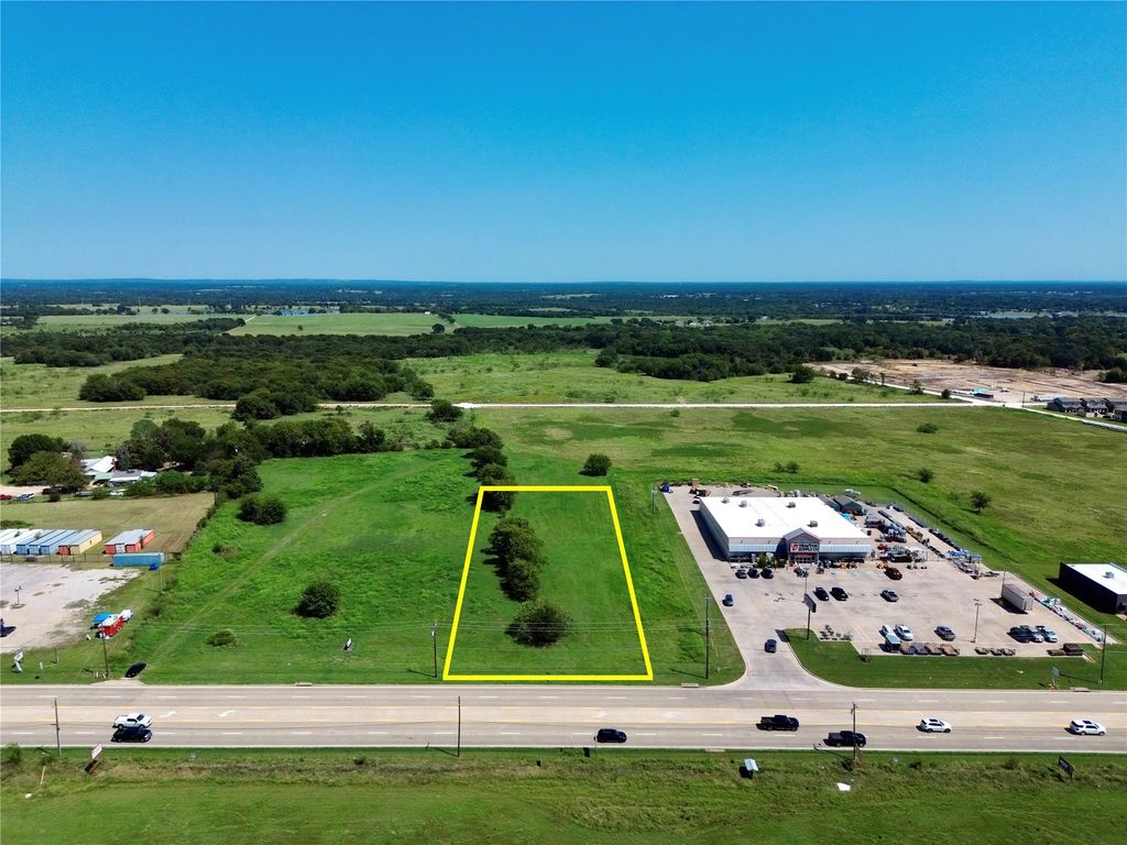 1677 S 3RD Street, Mabank, TX 75147