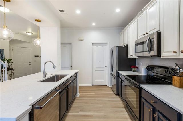 2344 Whiteoak Lane SE, Smyrna, GA 30080