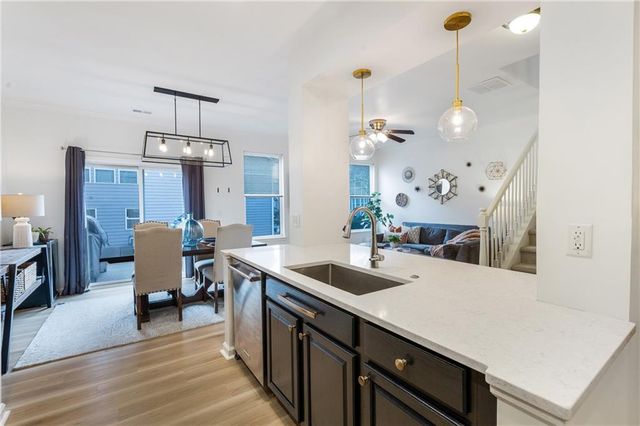 2344 Whiteoak Lane SE, Smyrna, GA 30080