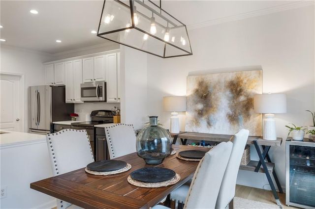 2344 Whiteoak Lane SE, Smyrna, GA 30080