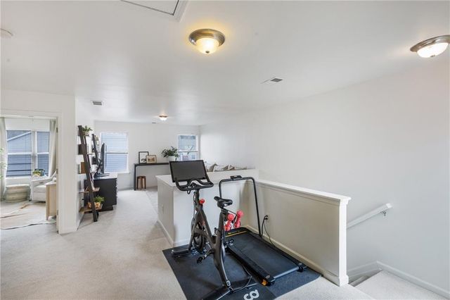 2344 Whiteoak Lane SE, Smyrna, GA 30080