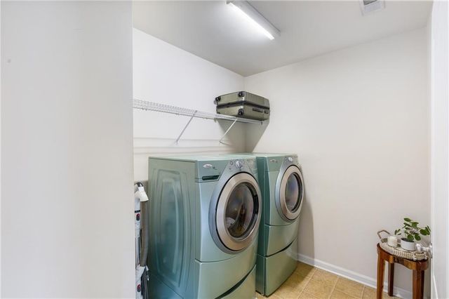 2344 Whiteoak Lane SE, Smyrna, GA 30080