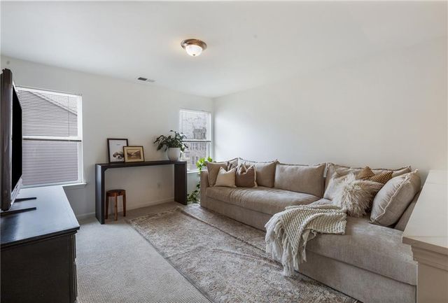 2344 Whiteoak Lane SE, Smyrna, GA 30080