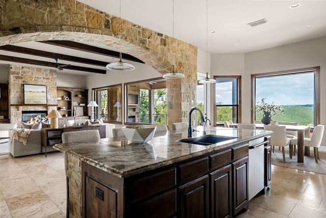 8145 Lake Mountain LN, Leander, TX 78641