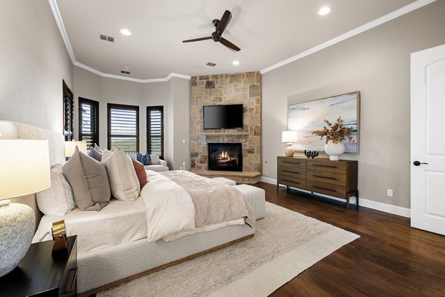 8145 Lake Mountain LN, Leander, TX 78641