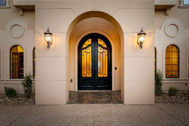 8145 Lake Mountain LN, Leander, TX 78641
