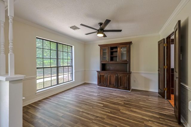 9214 Shady Lane, Magnolia, TX 77354
