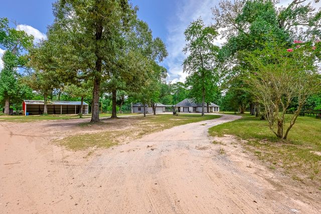 9214 Shady Lane, Magnolia, TX 77354