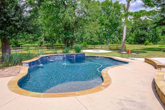 9214 Shady Lane, Magnolia, TX 77354
