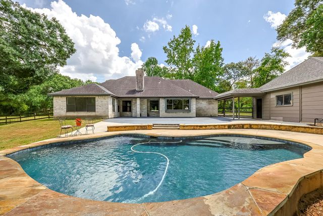 9214 Shady Lane, Magnolia, TX 77354
