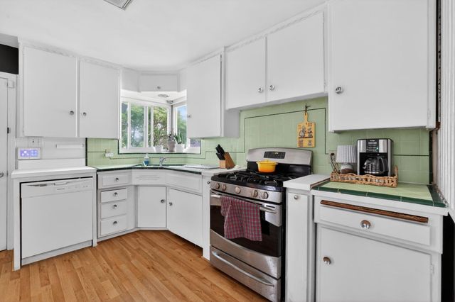 1421 Eastern Ave, Sacramento, CA 95864