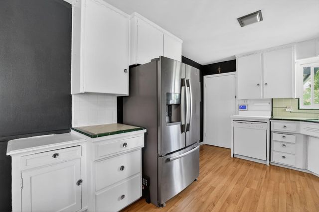 1421 Eastern Ave, Sacramento, CA 95864
