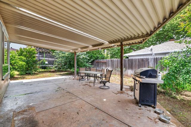 1421 Eastern Ave, Sacramento, CA 95864