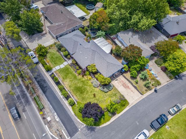 1421 Eastern Ave, Sacramento, CA 95864