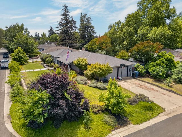 1421 Eastern Ave, Sacramento, CA 95864