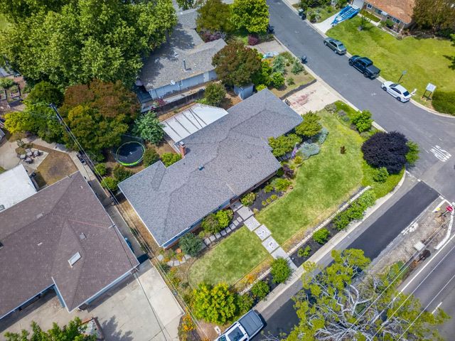 1421 Eastern Ave, Sacramento, CA 95864