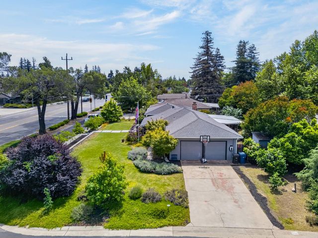 1421 Eastern Ave, Sacramento, CA 95864