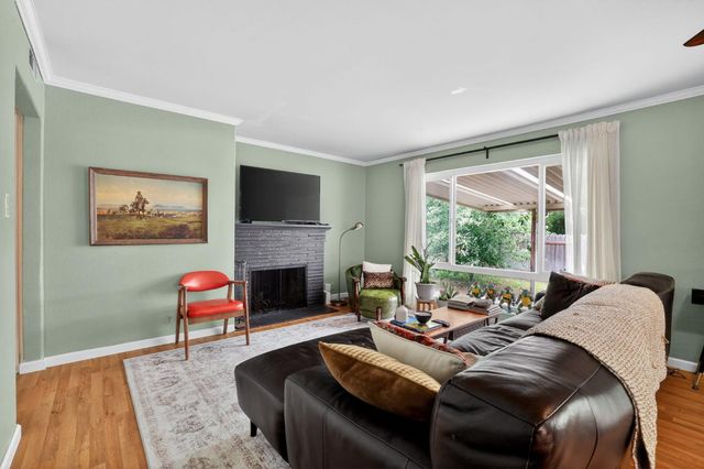 1421 Eastern Ave, Sacramento, CA 95864